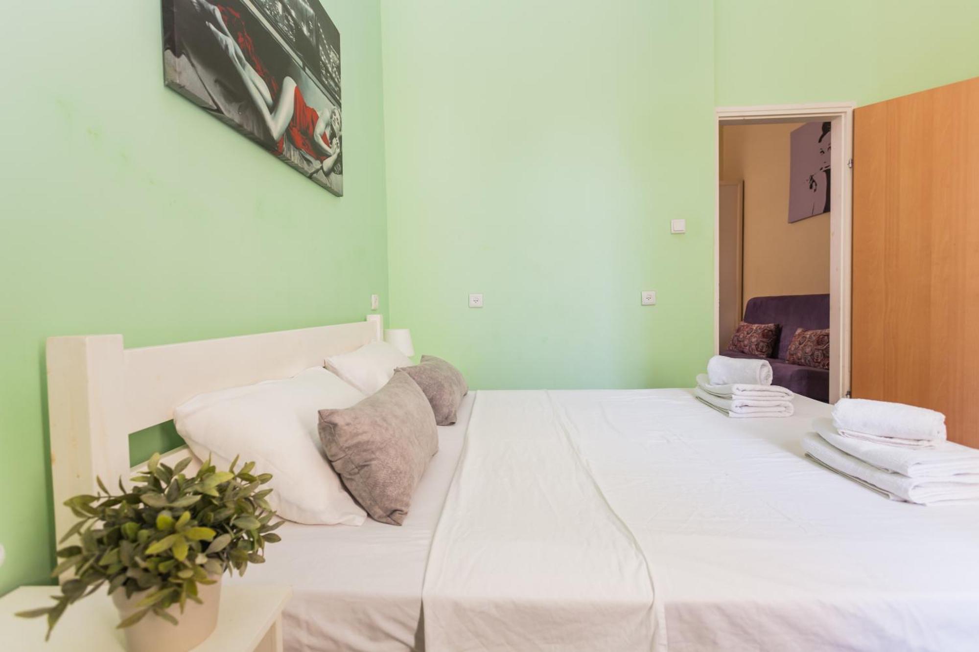 Sweet Home On The Beach Tel Aviv Exterior photo