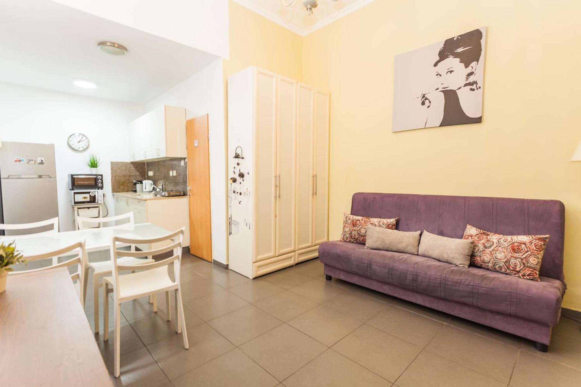 Sweet Home On The Beach Tel Aviv Exterior photo